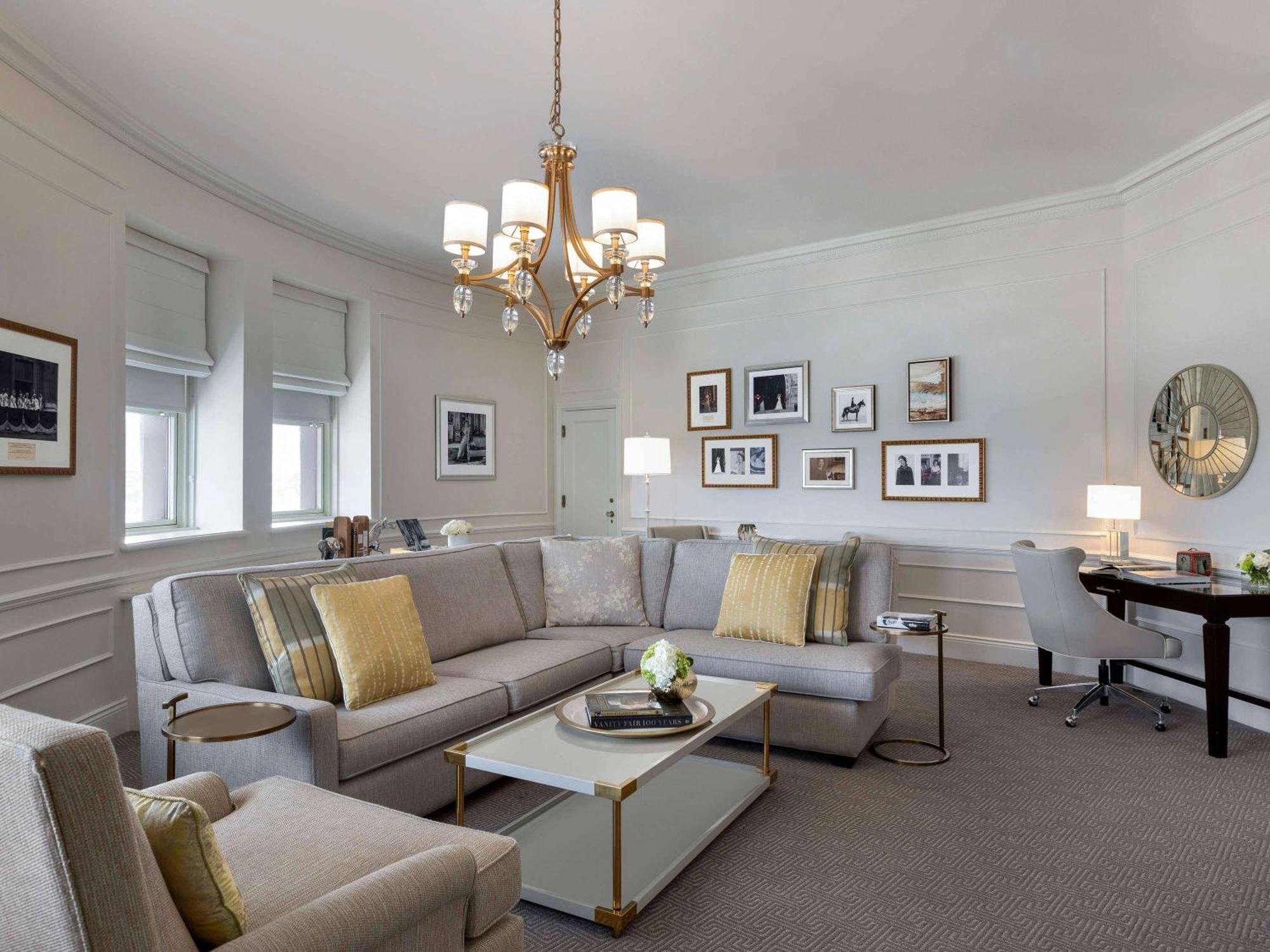 โรงแรมแฟร์มอนท์ เลอ ชาโต ฟรงเทอนัค ควิเบกซิตี้ ภายนอก รูปภาพ The Vice Presidential Suite