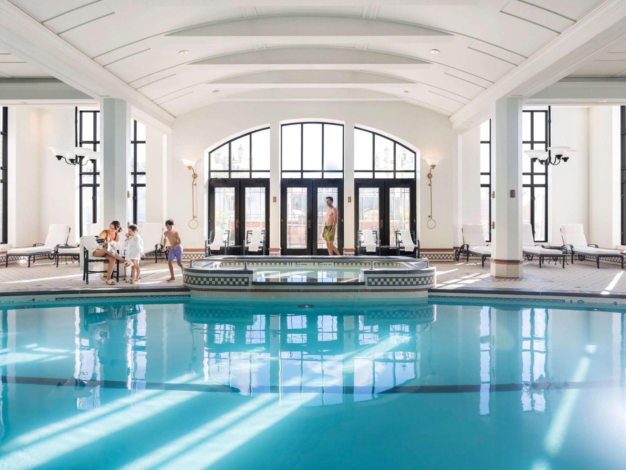 โรงแรมแฟร์มอนท์ เลอ ชาโต ฟรงเทอนัค ควิเบกซิตี้ ภายนอก รูปภาพ The Spa at The Westin