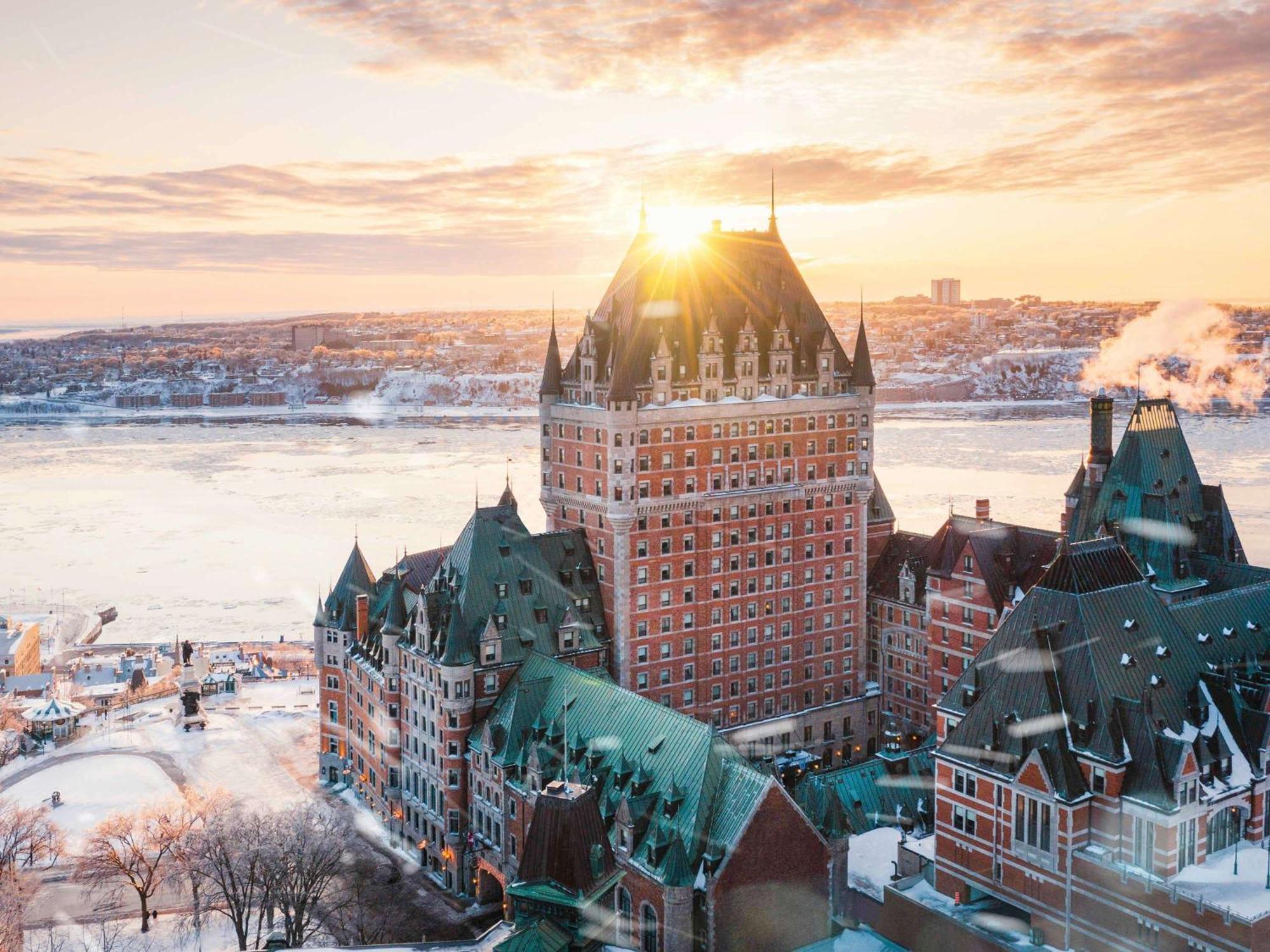 โรงแรมแฟร์มอนท์ เลอ ชาโต ฟรงเทอนัค ควิเบกซิตี้ ภายนอก รูปภาพ Château Frontenac